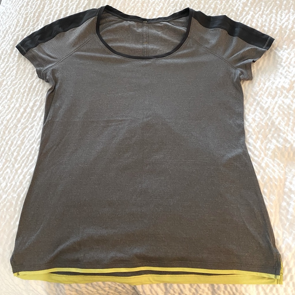 Lululemon Race Me Short Sleeve Tee